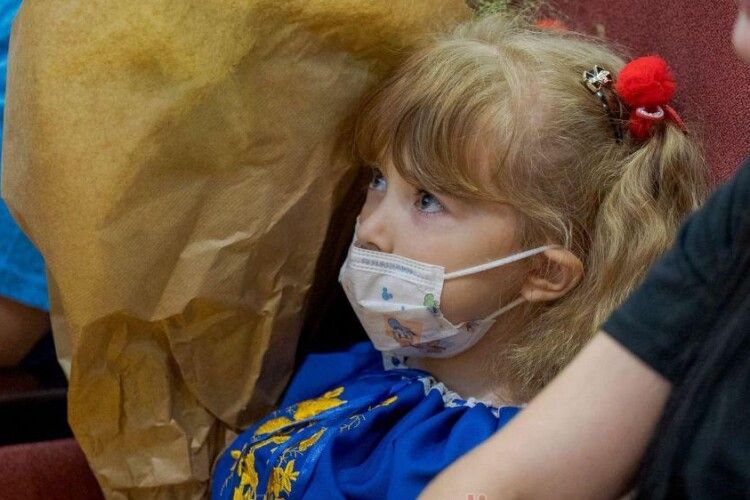 Серце, що врятувало життя: шестирічну Соломійку виписали з лікарні (Відео)