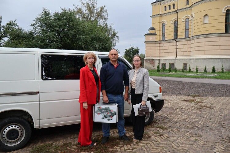На Волині спеціалісти вперше побували в віддаленому селі з «Мобільною валізою»