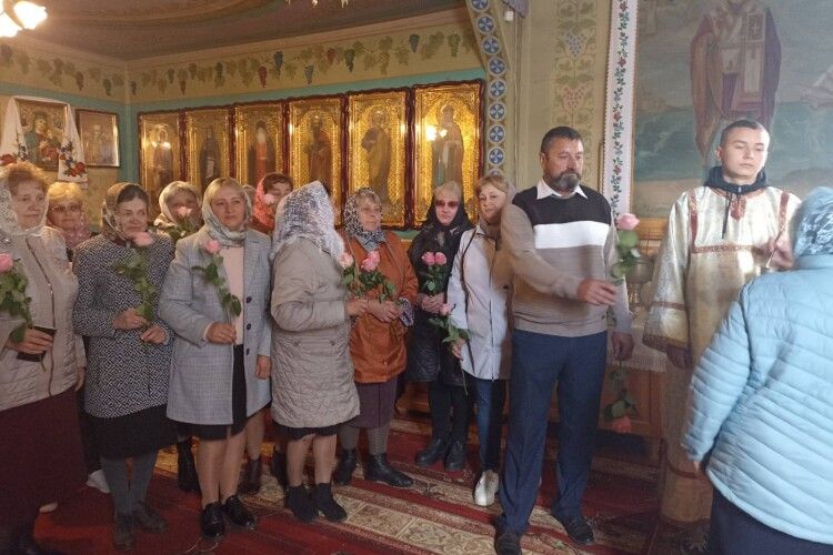 Троянди для мам Героїв – від воїна з Волині Андрія Горотя