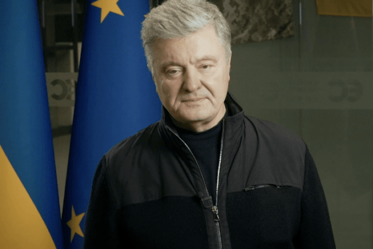 Порошенко: прийшов час для об’єднання всіх демократичних сил в коаліцію і уряд національної єдності