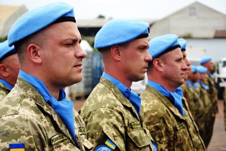 Генерал ЗСУ привітав українських миротворців