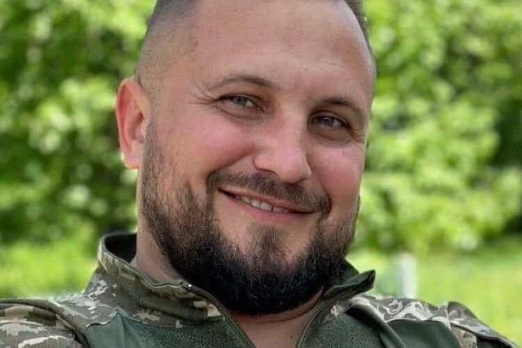 На Донеччині загинув письменник, партієць «Євросолідарності» Василь Паламарчук