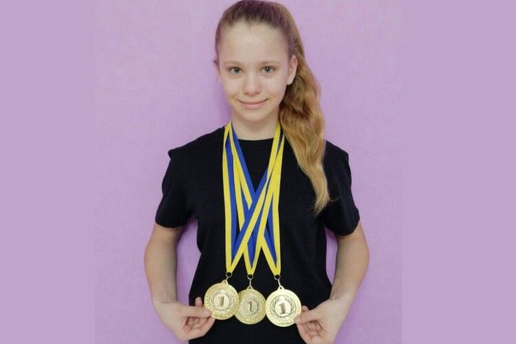 Юна волинянка стала чемпіонкою України з лижних перегонів (Фото)