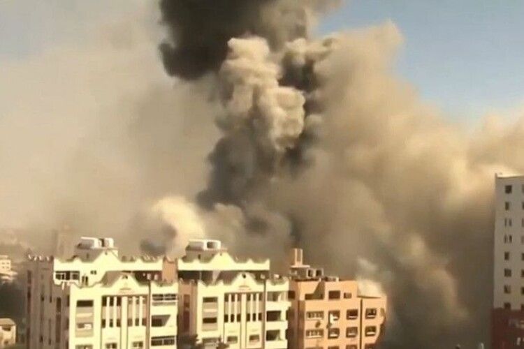 Ізраїль атакував ракетами будівлю в Секторі Гази, де розміщені офіси світових ЗМІ