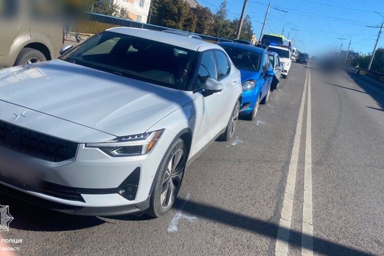У Луцьку одразу три авто потрапили в ДТП 