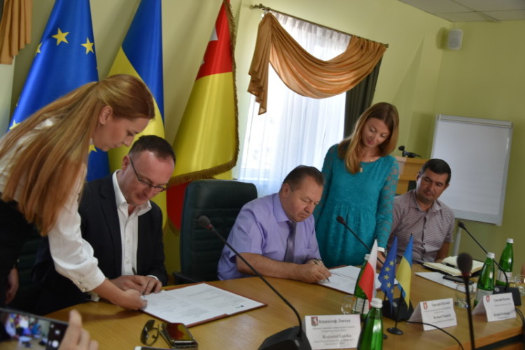 Луцьк та Люблін підписали угоду: будуть разом відновлювати вежі 