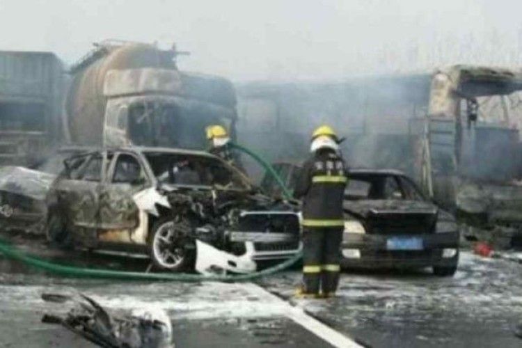 Живцем згоріли 18 осіб