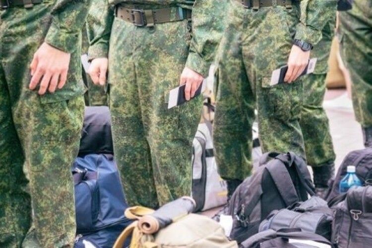 Через постійні конвої з трунами в росіян лише гіршає ситуація з мобілізацією