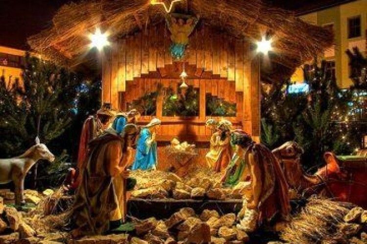 У храмах Луцька відбулися святкові різдвяні меси