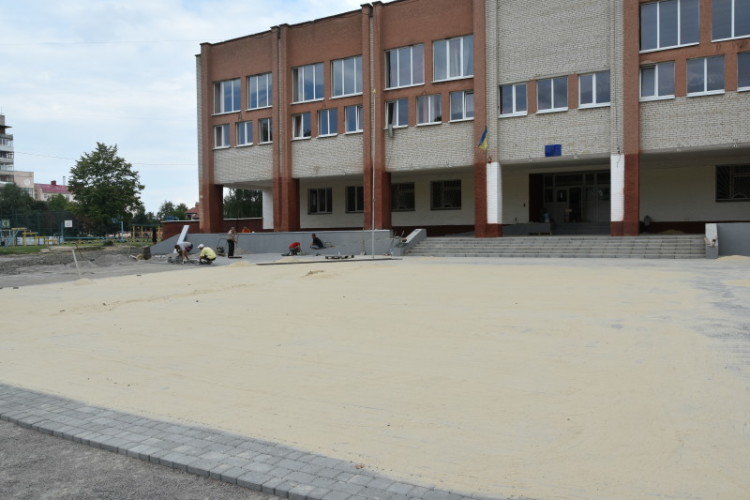 Нове дорожнє покриття отримає найдовша вулиця приватного сектору Луцька