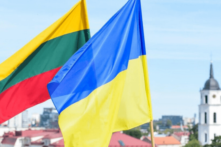 Литовці за годину зібрали понад мільйон євро на радари ППО для України