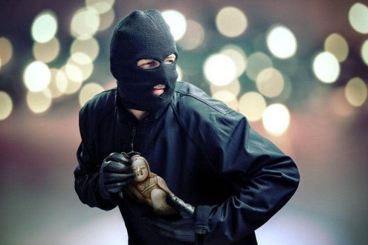 Ковельські бандити вчинили зухвалий нічний напад на приватний будинок