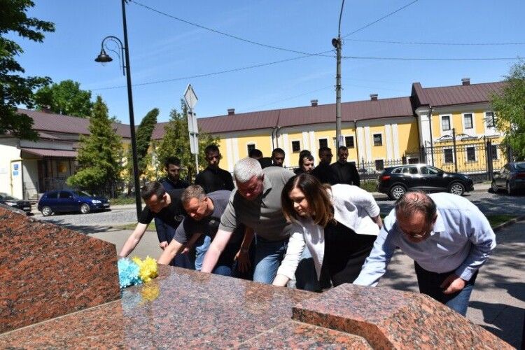 Лучани вшанували пам'ять жертв політичних репресій