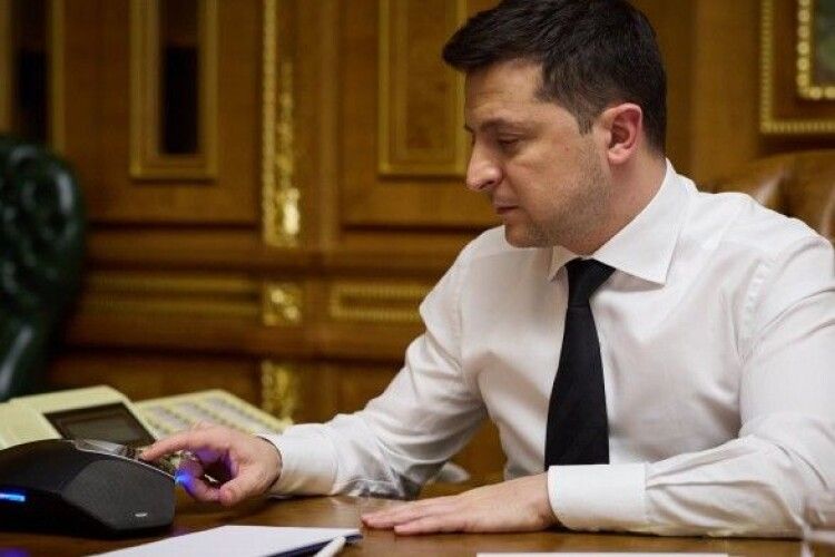 Деталі розмови Володимира Зеленського та Еммануеля Макрона