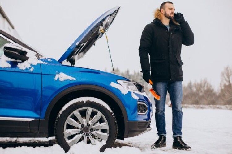 Водіям розкрили хитрощі для швидкого прогріву авто взимку