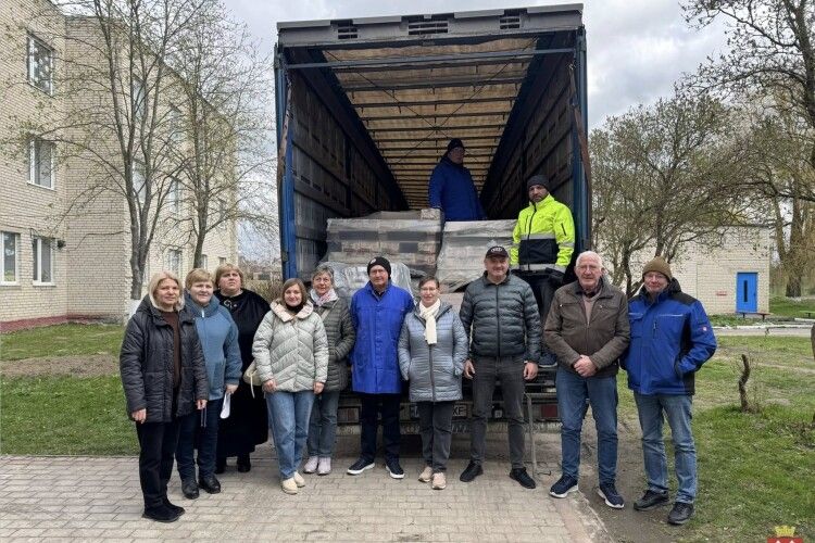 Підтримка з Німеччини: громада на Волині отримала гуманітарну допомогу від «Бокернер Кліке»