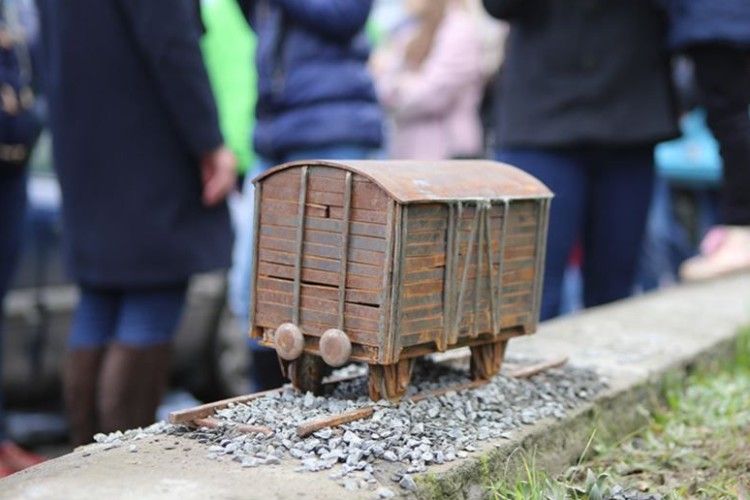   В Ужгороді Леніна «замкнули» у вагоні