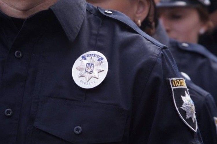 Більше 2 тисяч правоохоронців щодня охоронятимуть Донеччину на новорічні свята