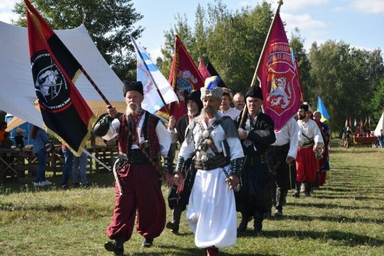 Бої, гопак і вогняне шоу: на Волині пройде патріотичний фестиваль «Дух незламних» 