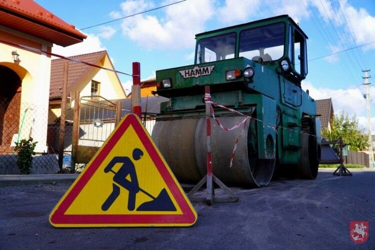 У Володимирі ремонтують дороги (Фото)