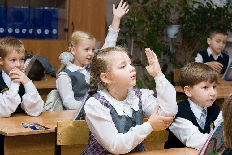 У трьох школах Рожищенського району навчається менше 15 учнів
