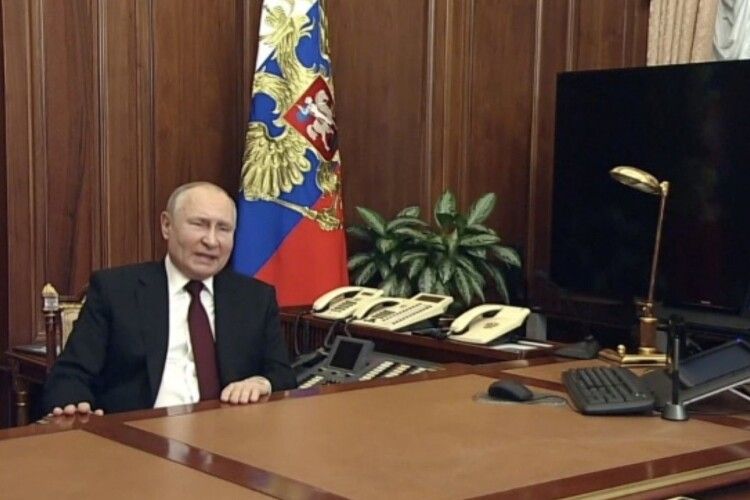 У Євросоюзі таки домовилися заморозити активи Путіна і Лаврова