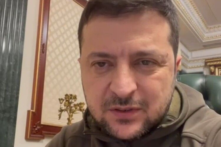 «РФ за 18 днів втратила більше армії, ніж у двох чеченських війнах», – Зеленський у новому зверненні (Відео)