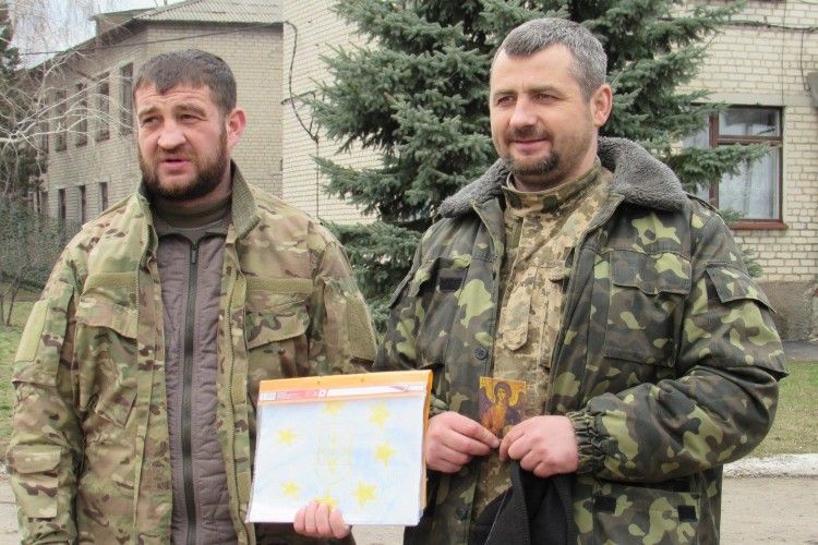 Вістка з окопів: військові пишуть листи дітям...