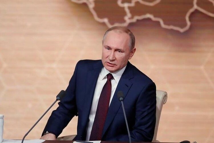 «Українські танки на Кубані»: журналіст з України влаштував батл із Путіним на прес-конференції