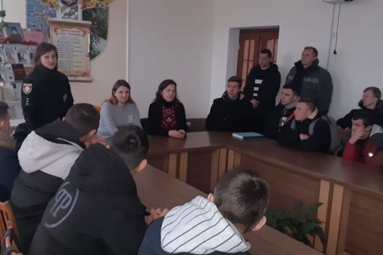 Студентам розповіли про службу в поліції