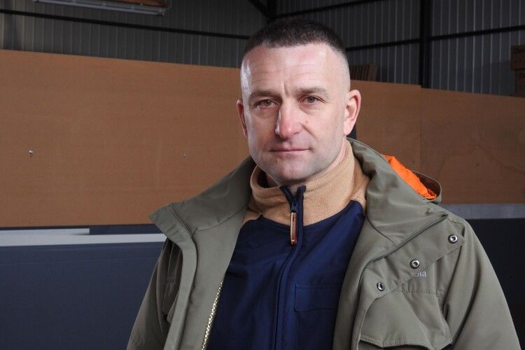 Боєць, що вижив у пеклі Іловайська, відкрив власне виробництво на Волині