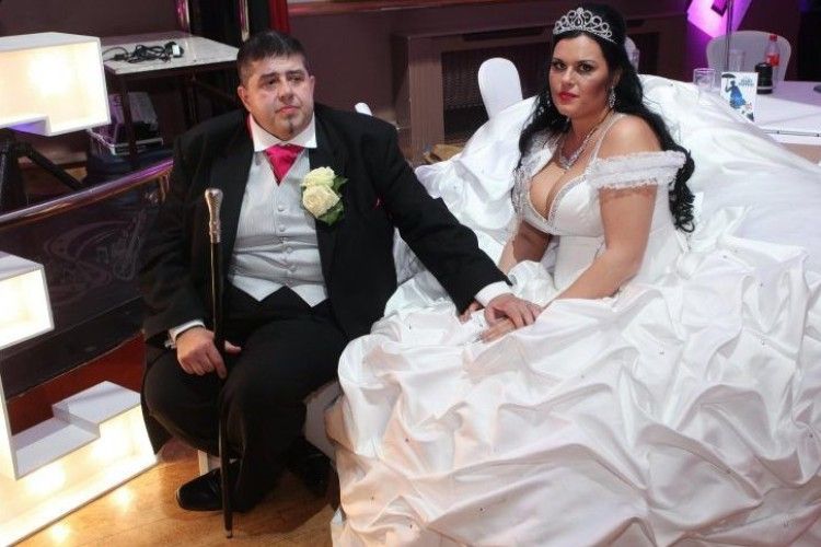 Весільна сукня заважила... 63 кілограми