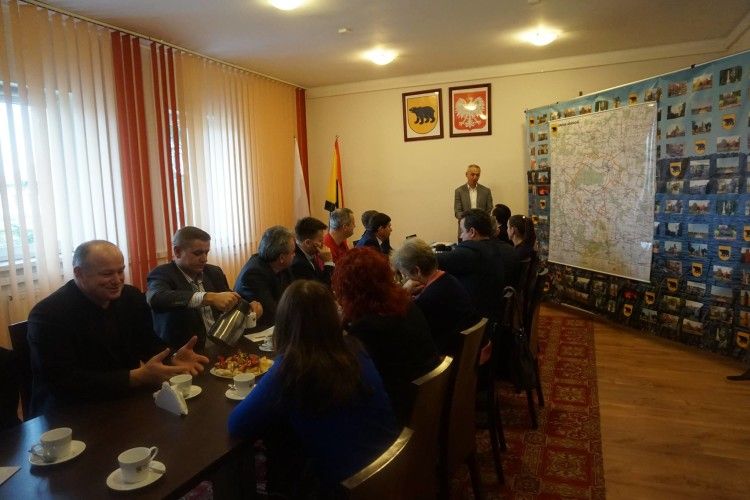 Лідери громад Рівненщини та Волині знайомилися з досвідом роботи гміни Адамув