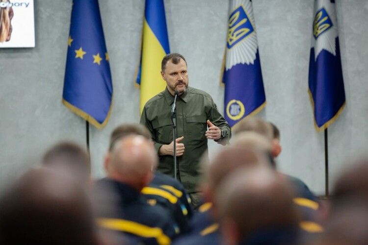 До Дня рятівника Міністр внутрішніх справ України вручив нагороди двом рятувальникам з Волині
