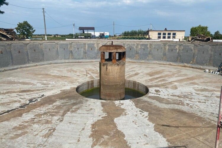На очисних спорудах Луцька триває реконструкція, яку не проводили 50 років
