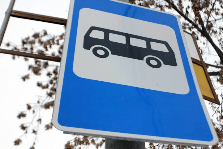 У Луцьку буде відновлено вісім зупинок громадського транспорту 