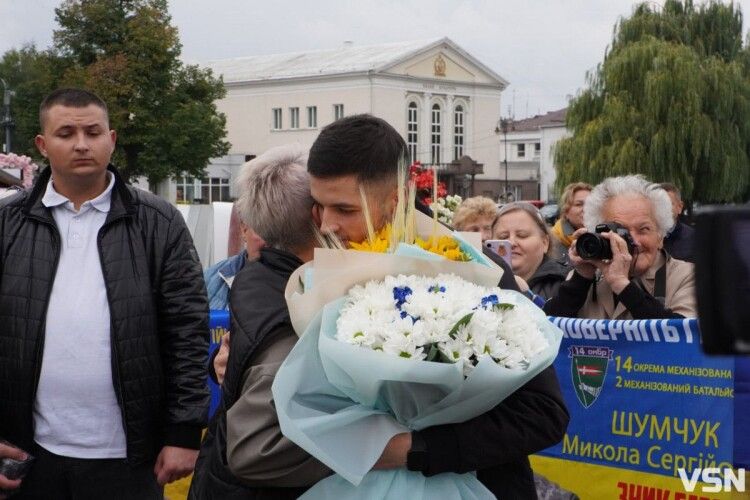 «Це вже моя реальність»: у Луцьку зустріли захисника Павла Літвіна після 50 місяців полону 