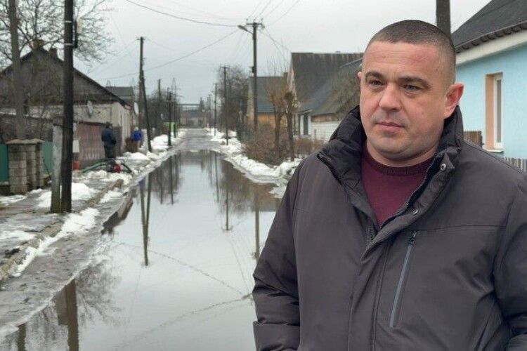 У волинських Маневичах уже підтопило чотири вулиці