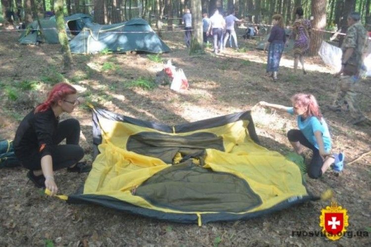 Юні туристи з 21 області України змагаються за першість на Рівненщині