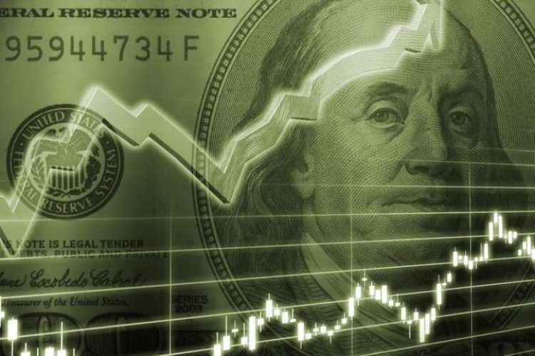 Яким буде курс долара до кінця року?