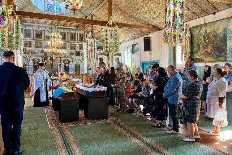 Волинь прощалася з ще одним Героєм… (Фото)