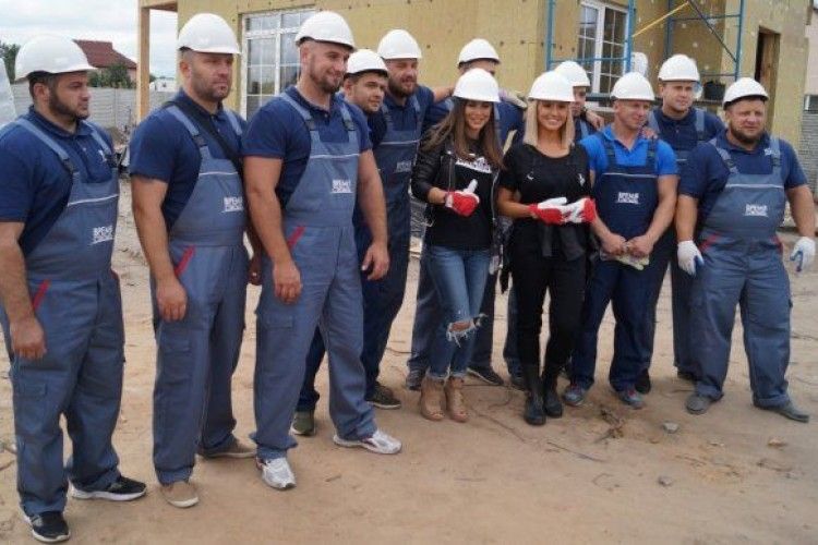 Проросійська співачка Ані Лорак «засвітилася» в українському шоу куми Путіна