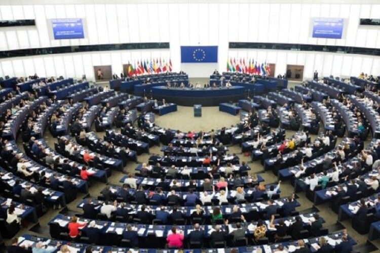 У Європарламенті занепокоєні ініціативою Зеленського прирівняти корупцію до держзради