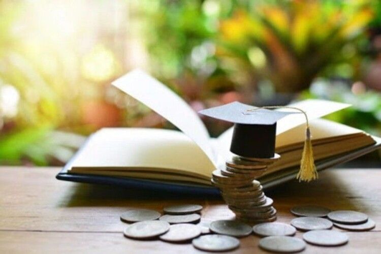 Волинські університети підняли ціни на навчання: скільки платитимуть абітурієнти у 2025 році