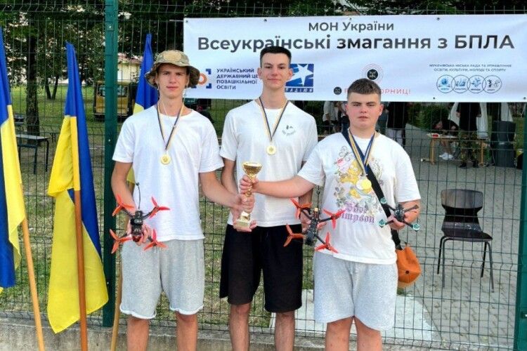 Волинянин став найкращим на змаганнях з безпілотних гонок