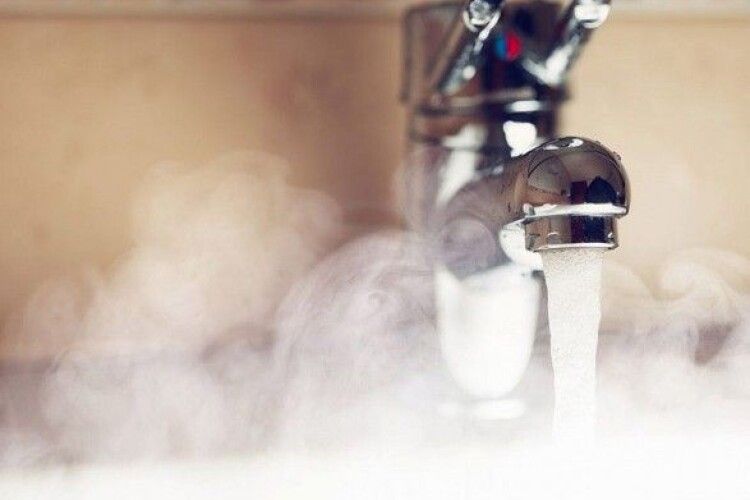 Лучани платитимуть за гарячу воду майже на третину менше