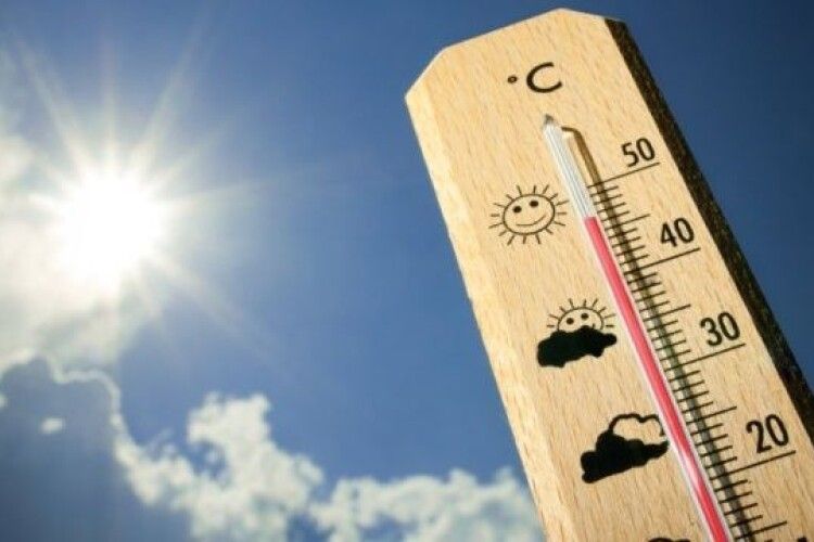Нестерпна спека, похолодання і грози: у середу погода в Україні здивує контрастами  