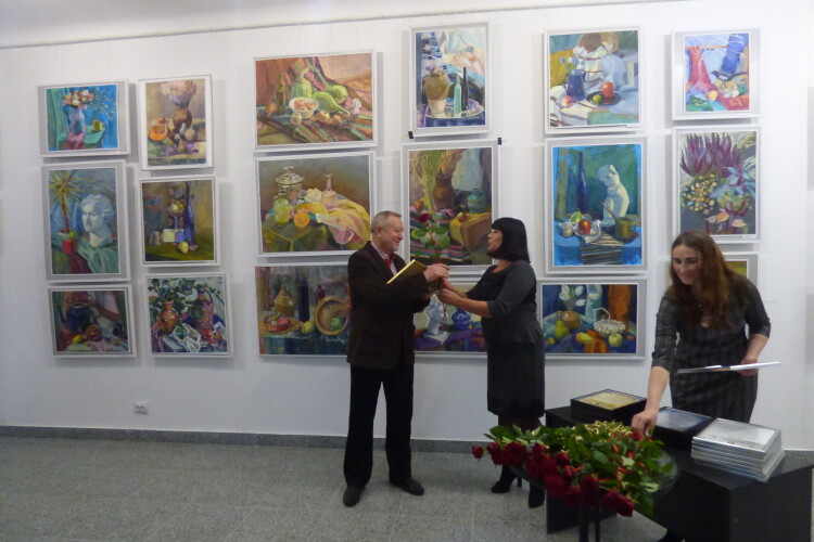 У Луцьку виставили на показ майже пів тисячі мистецьких творів з нагоди ювілею художньої школи (Фото) 
