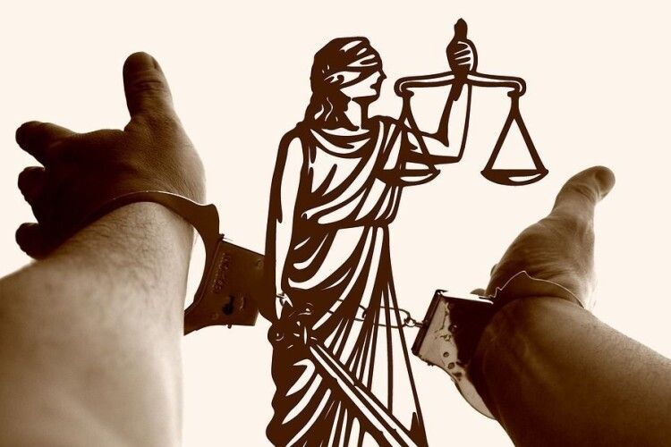 На Волині викрили членів банди, які допомагали чоловікам виїжджати за кордон (Фото)