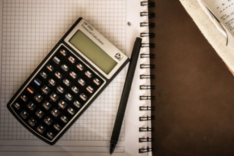 Митник заплатить 850 гривень за порушення, пов’язане з корупцією